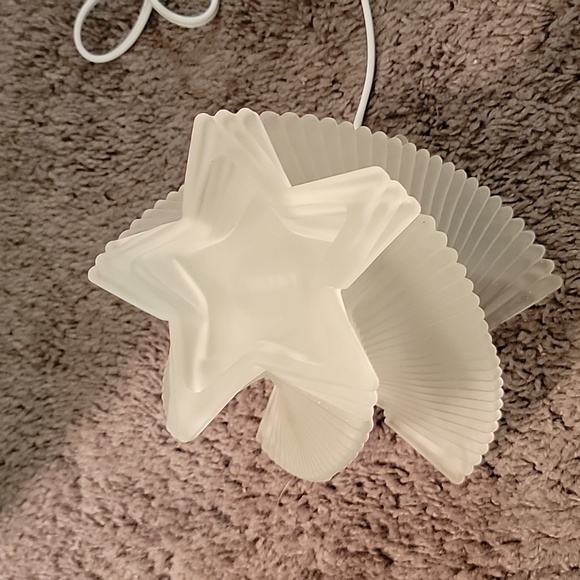 Scentsy  Glass "Star" Warmer - Picture 4 of 5